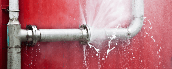 Fugas de piscinas: cómo detectar y reparar